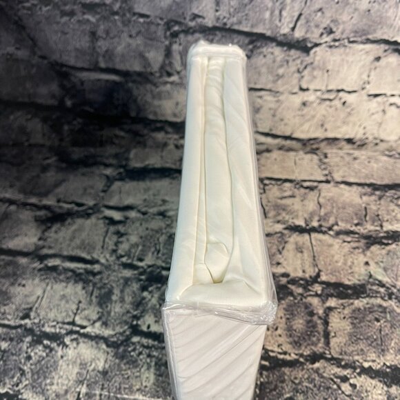 Coop Home Goods 60x50" Cloud Modern Solid Spandex Knitted Cooling Throw Blanket - Picture 5 of 13